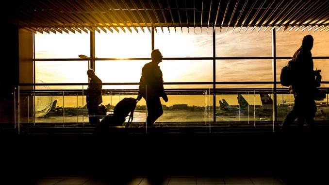 airport-1822133_960_720